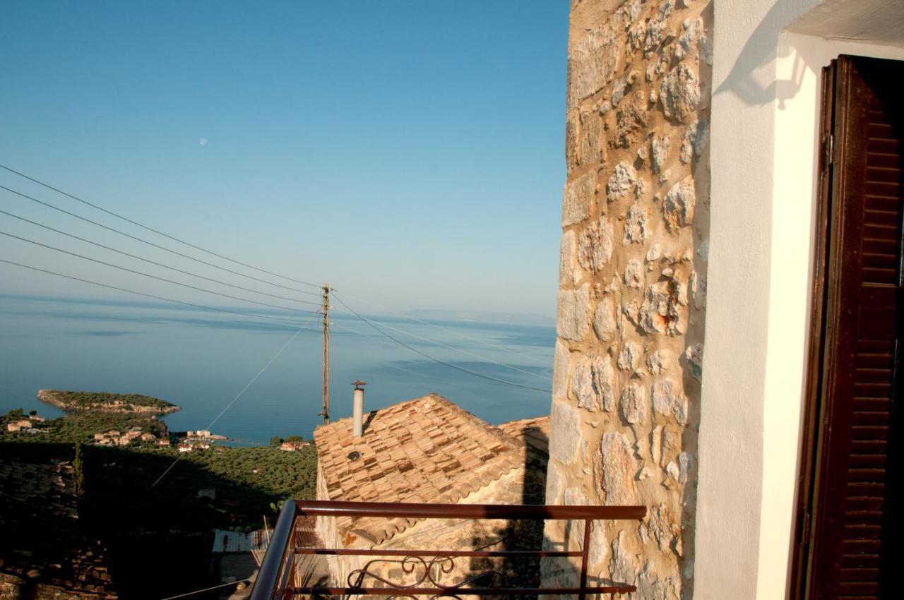 Pyrgos Fassea Kardamyli Villa Exterior photo